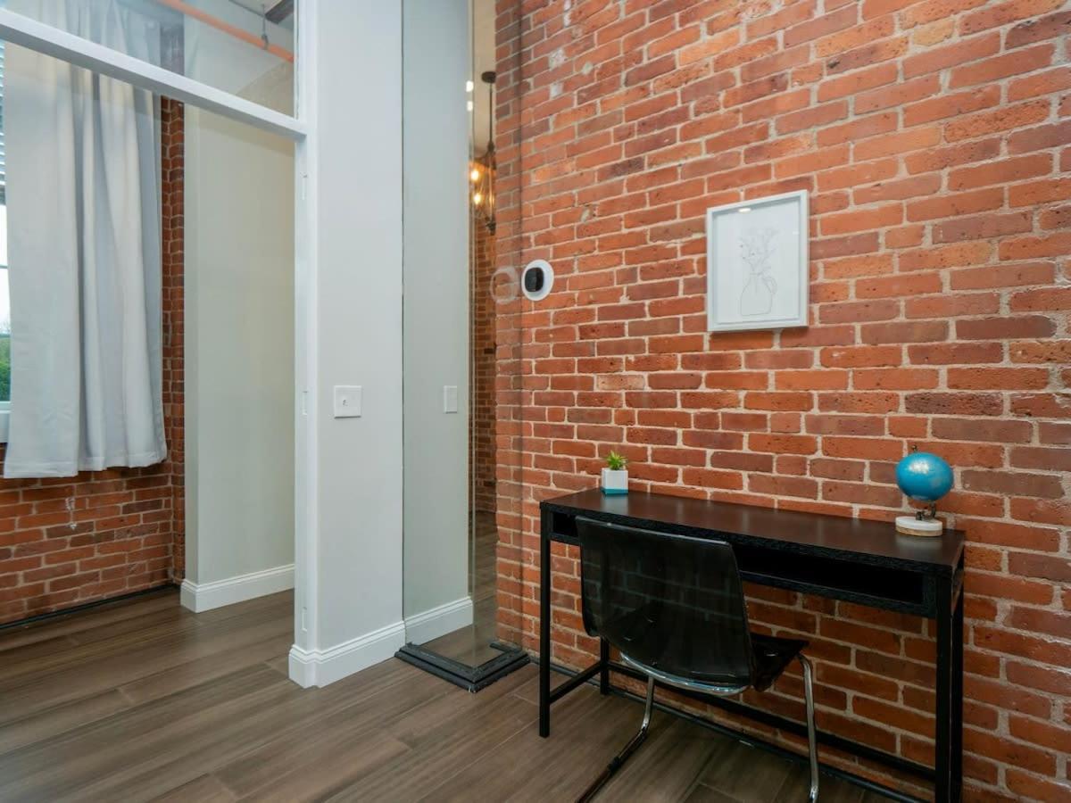 Jennifer'S Vibrant Historic Brick Loft Private Apartment Providence Exterior photo